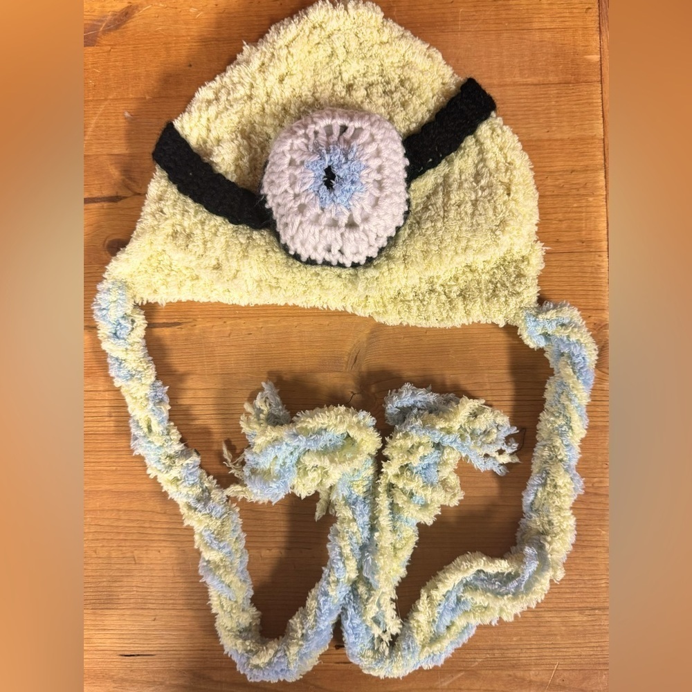 Minions Toque handcrafted made an Alberta.